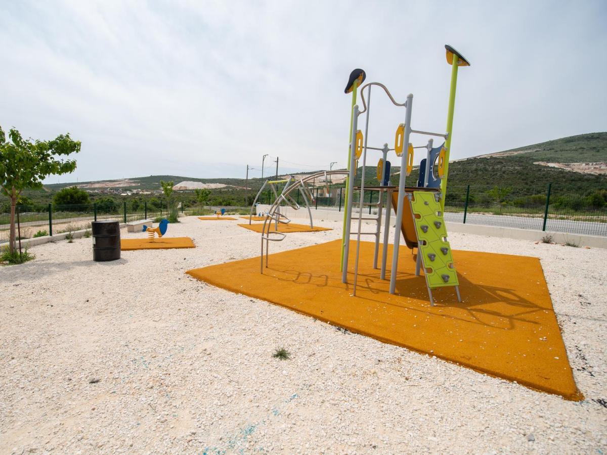Holiday Home Near Trogir Kaštel Štafilić Екстериор снимка