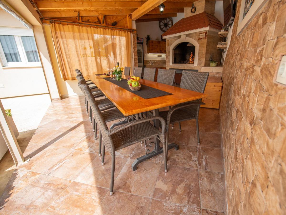 Holiday Home Near Trogir Kaštel Štafilić Екстериор снимка