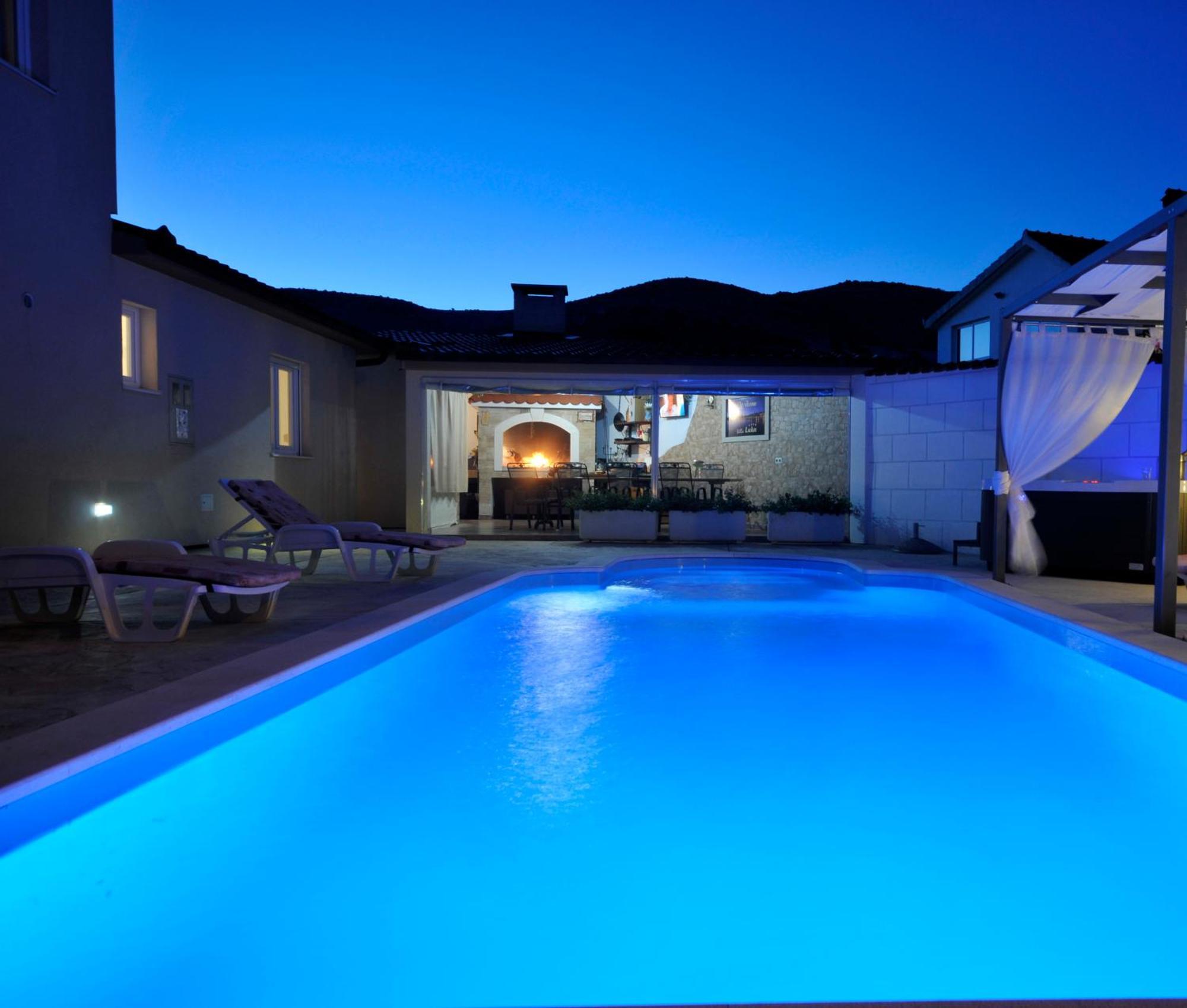Holiday Home Near Trogir Kaštel Štafilić Екстериор снимка